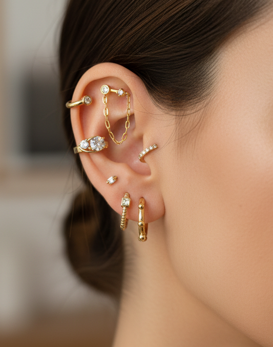 WHITE PIERCINGS (VARIOS)