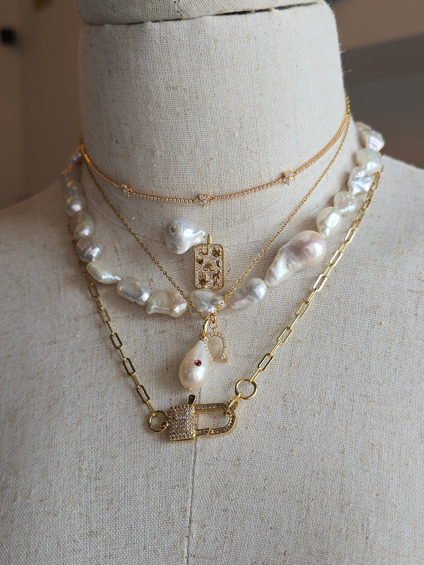 BIG MAMMA PEARLS Necklace