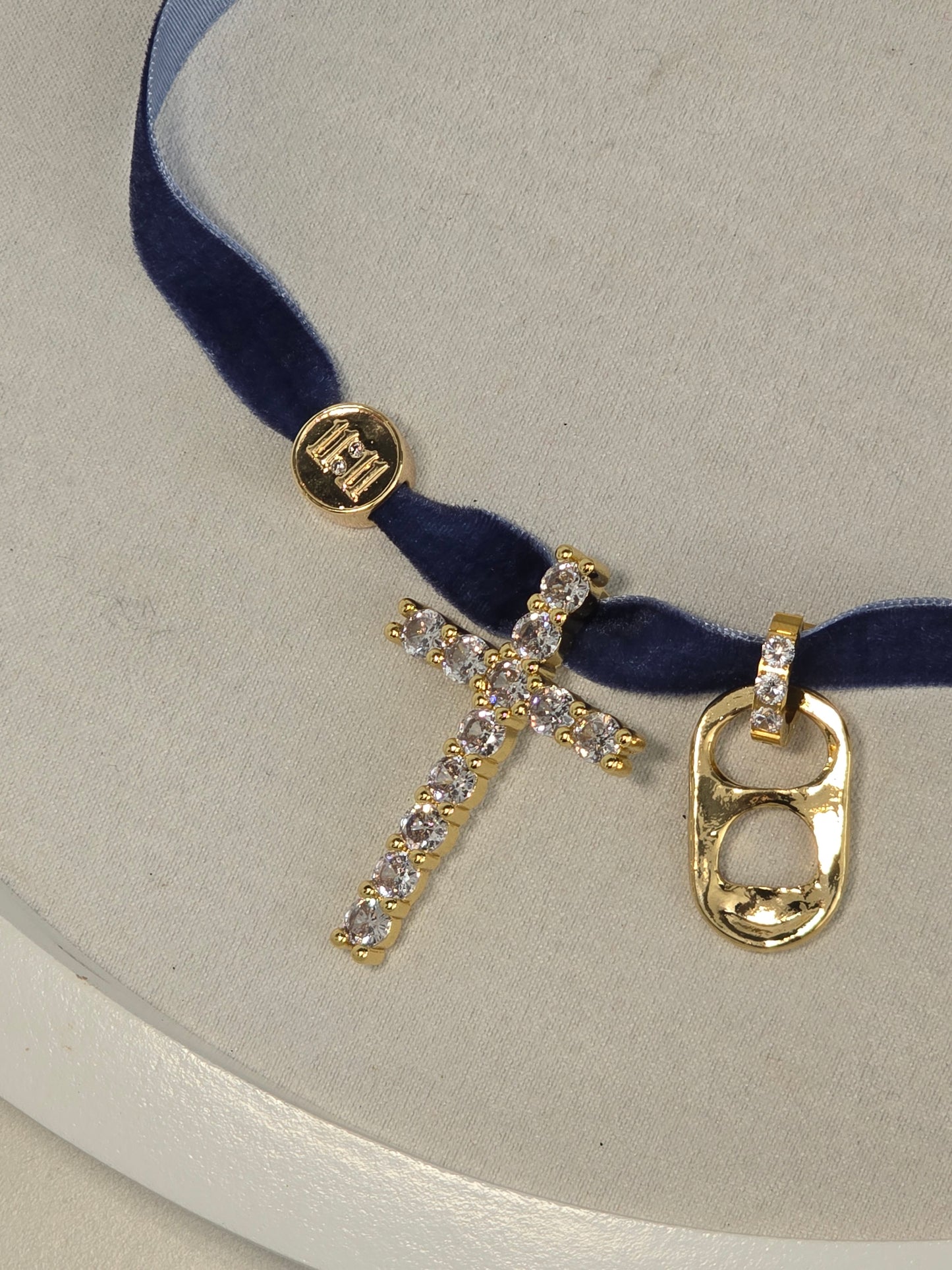 YIZUS CHRIST! Choker