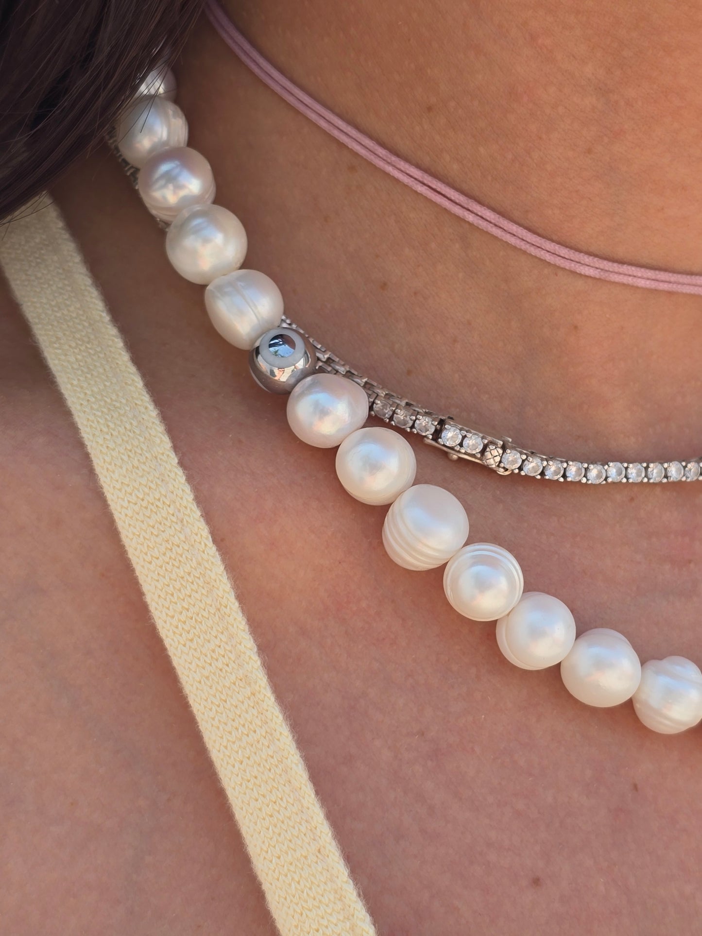 ARCHIVO VEGAS PEARLS Necklace