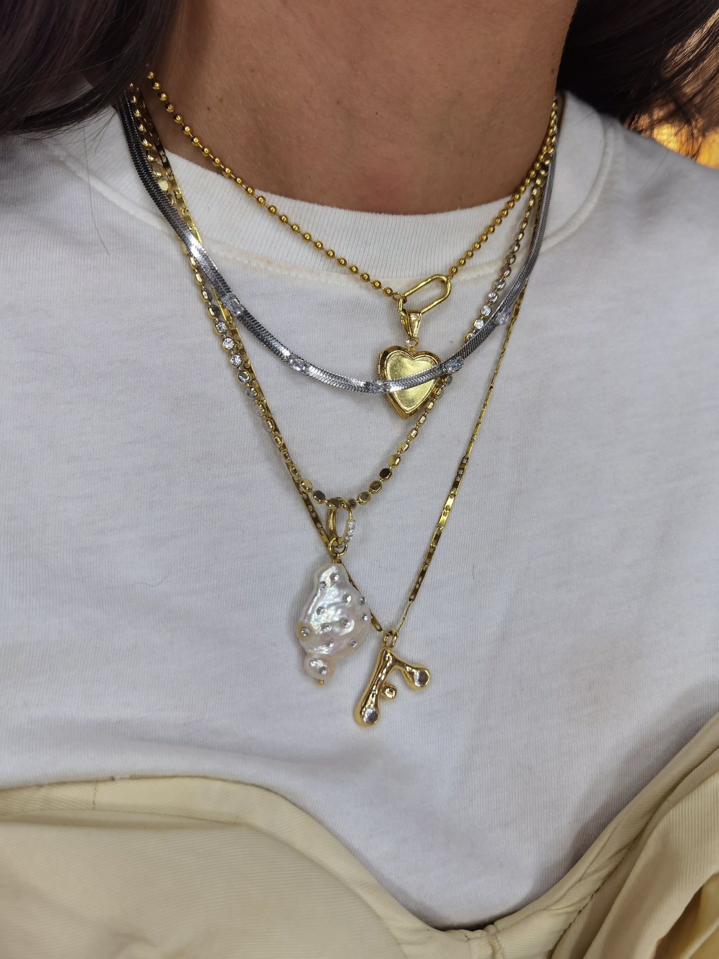 SNAKE DIAMONDS NECKLACE