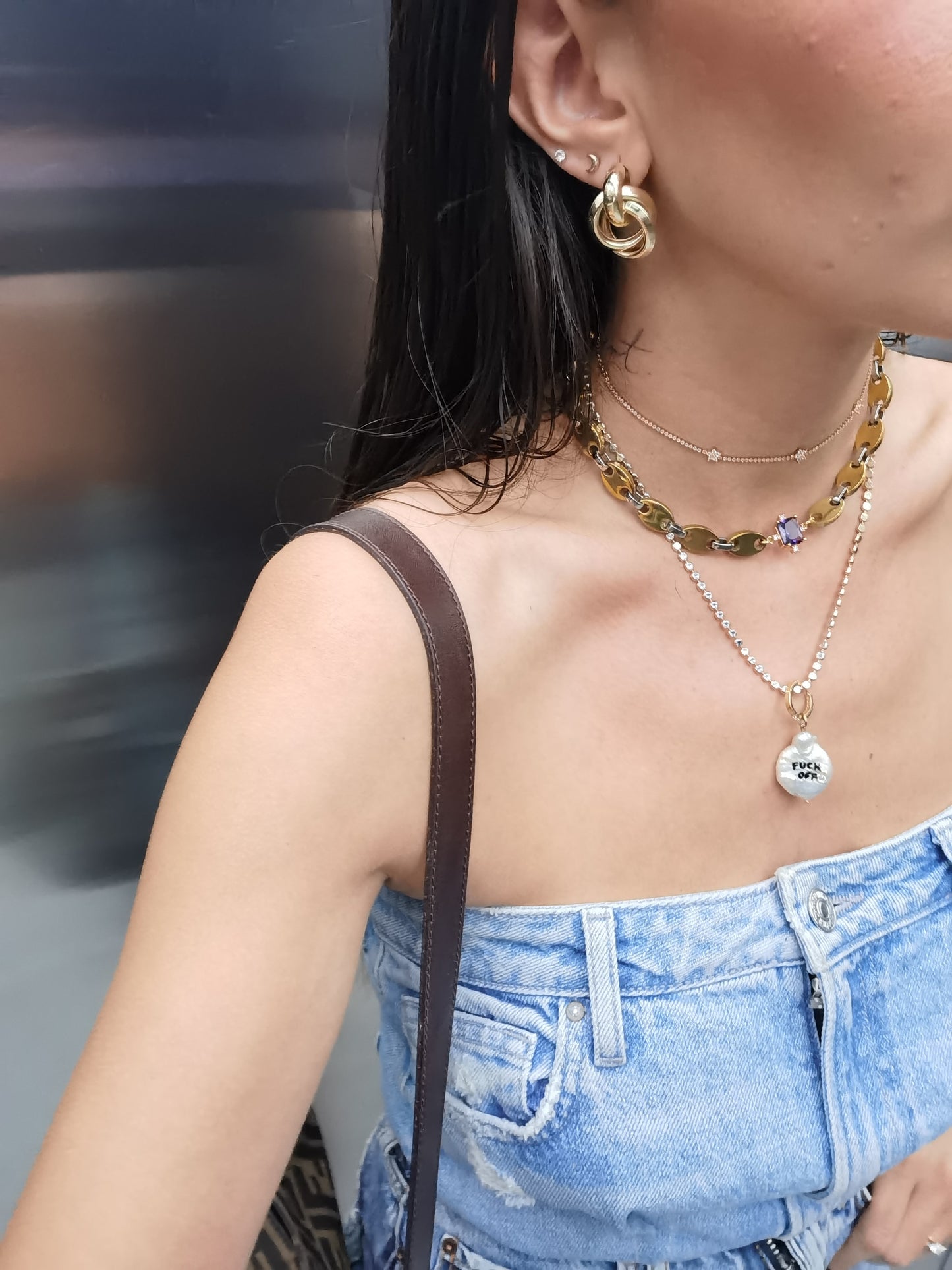 QUEEN E CHOKER