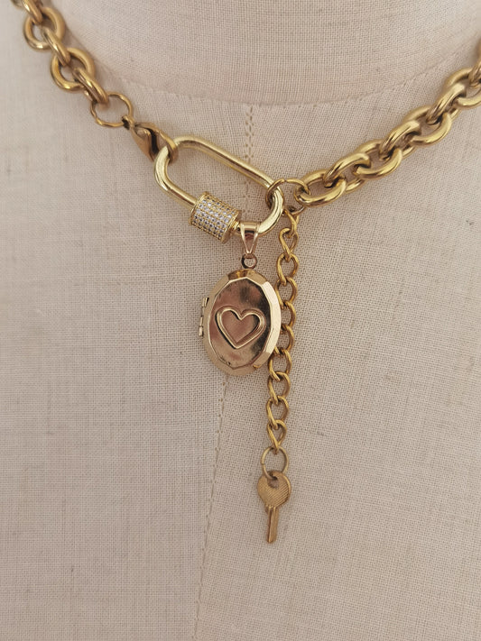 OPEN HEART Necklace