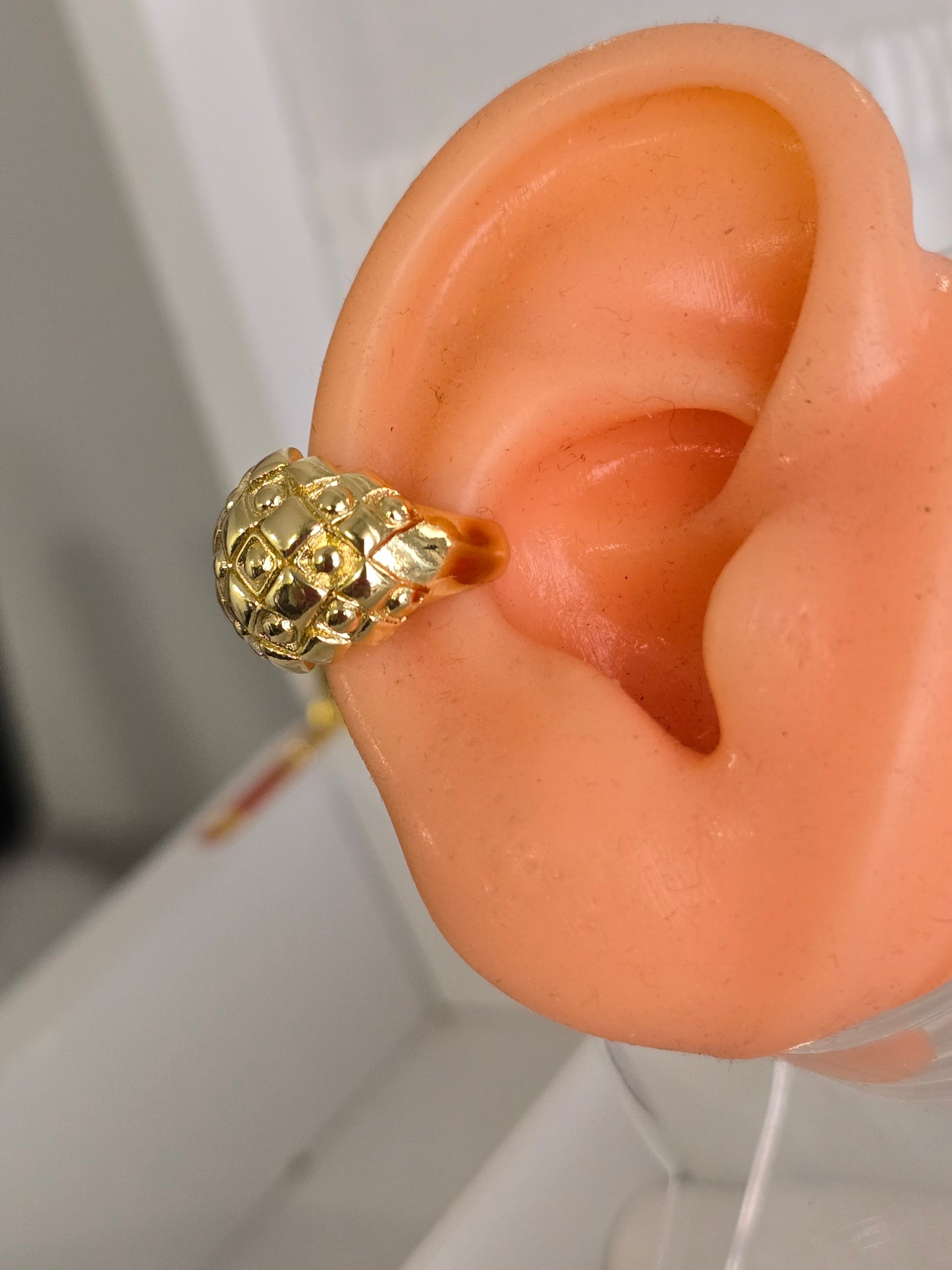 MAKE MONEY Ear cuff / simulador