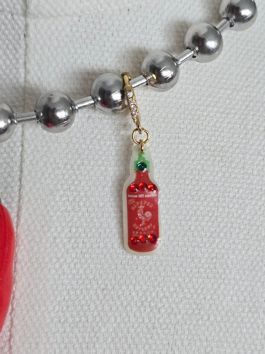 SRIRACHA CHARM