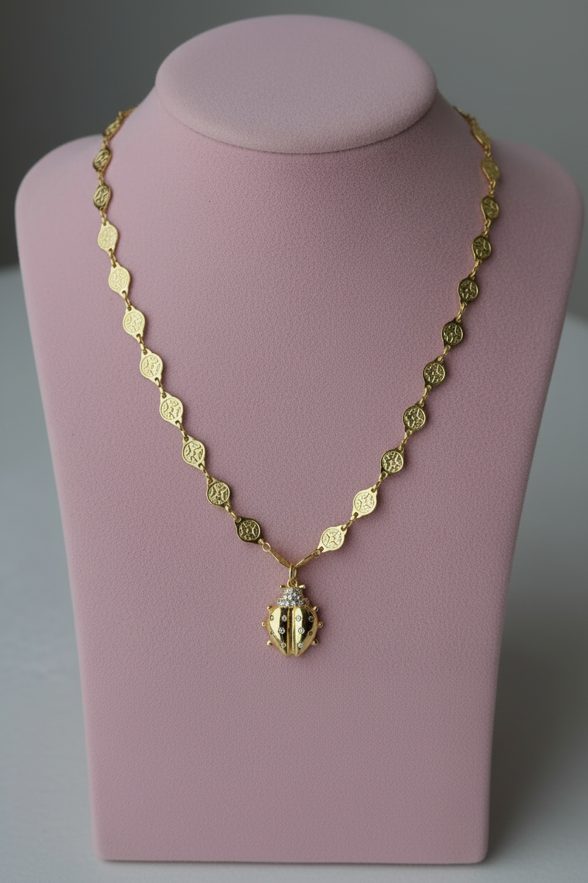 Let's fly away Necklace
