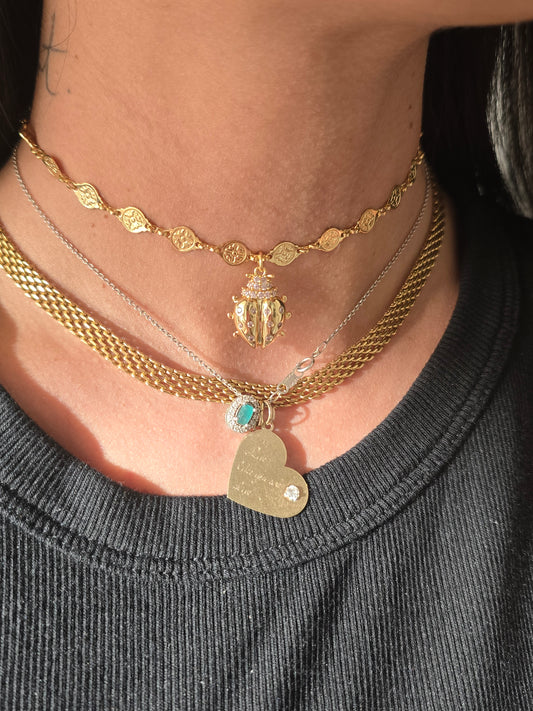 Feeling a woman Necklace