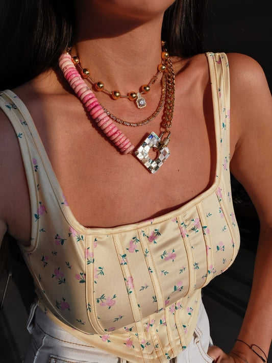 CHESS ROSÉ NECKLACE