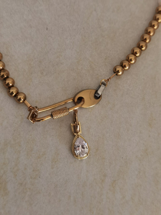 DUVALIN PEARLS NECKLACE