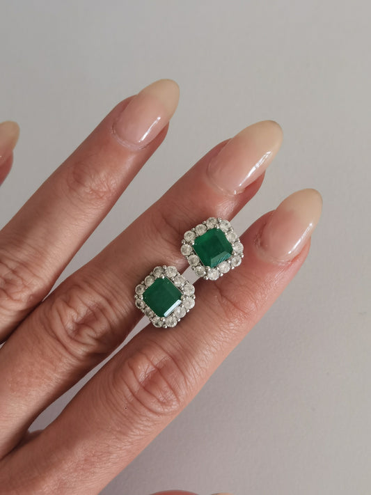 ROYAL VIBES ESMERALDAS (PAR ARETES)